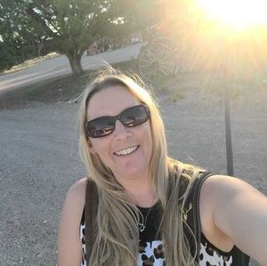 Meet your Posher, Jolene